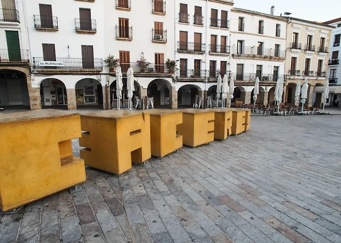 Soho Plaza Mayor Szálloda 3*